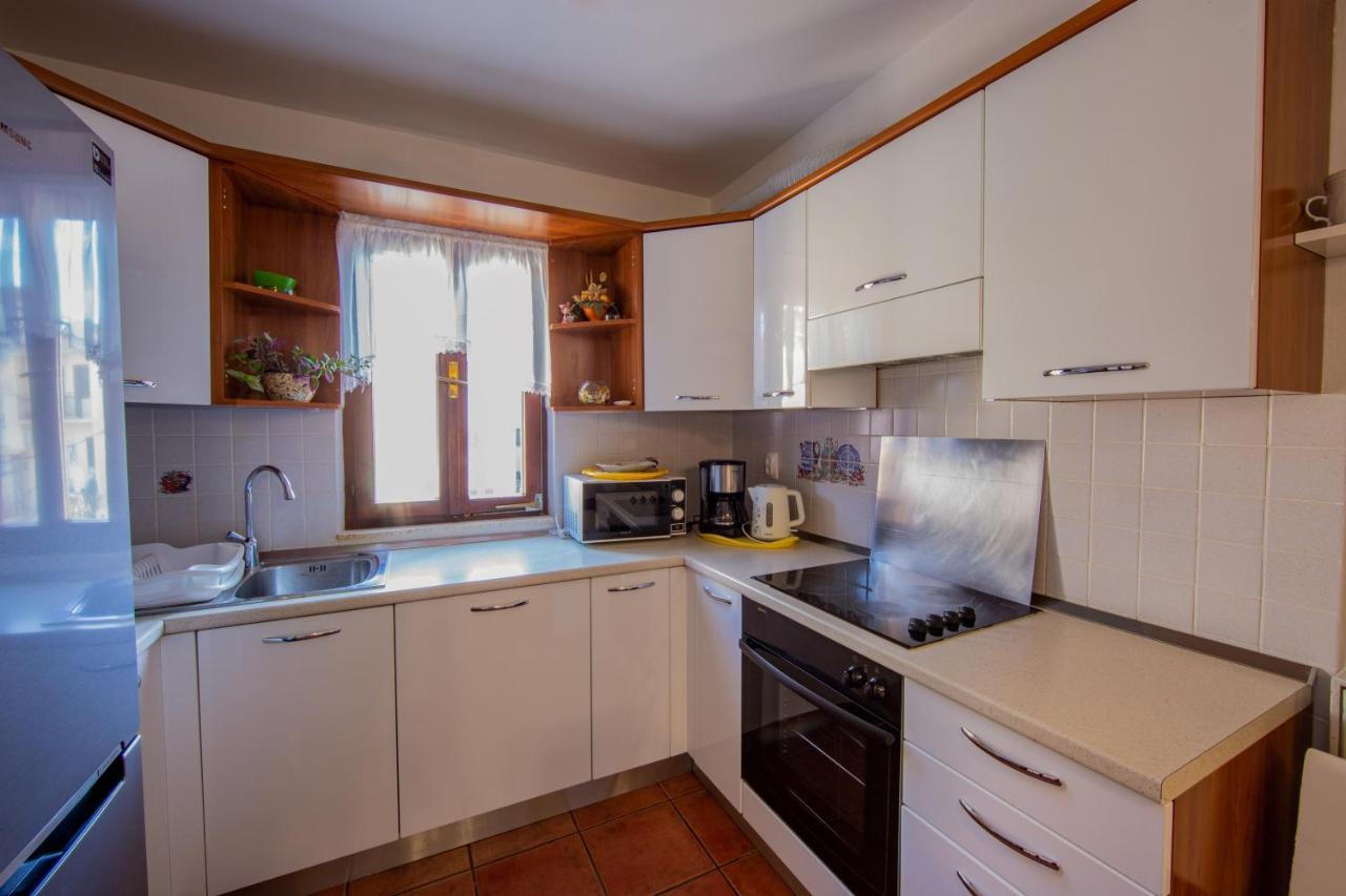 Mime Apartment Split Bagian luar foto