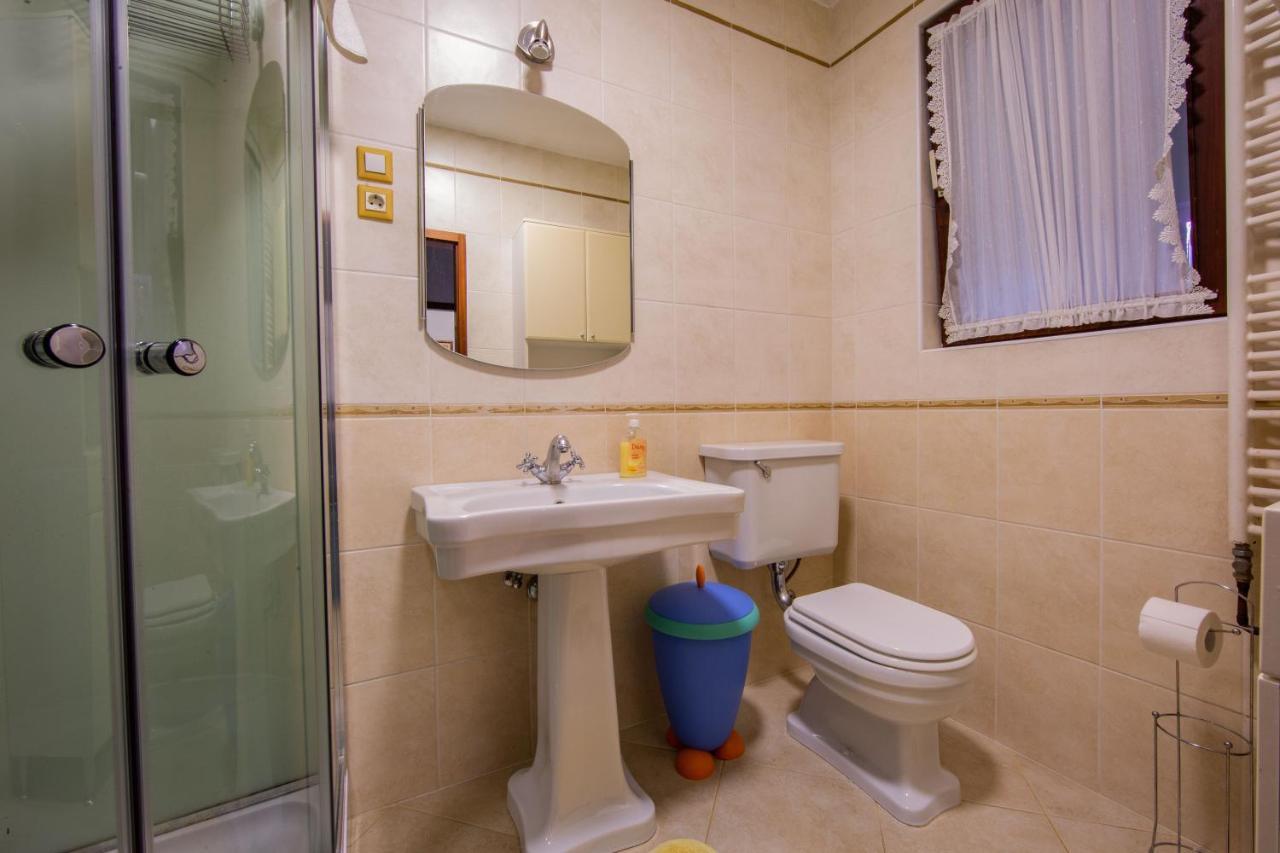 Mime Apartment Split Bagian luar foto